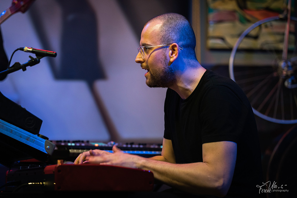 JazzClub - ESKUABEI & Tomek Nowak Quartet ft. Piotr Bolanowski