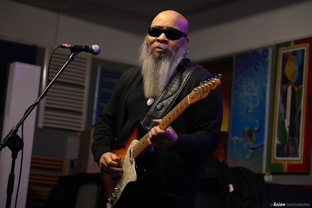 JazzClub - Niki Buzz Band