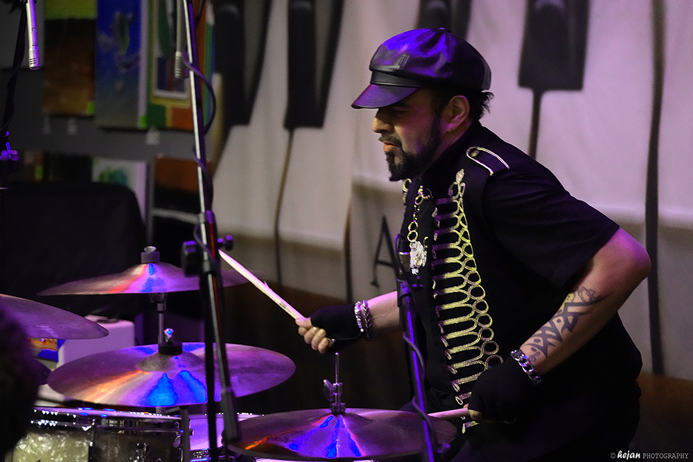 JazzClub - Niki Buzz Band