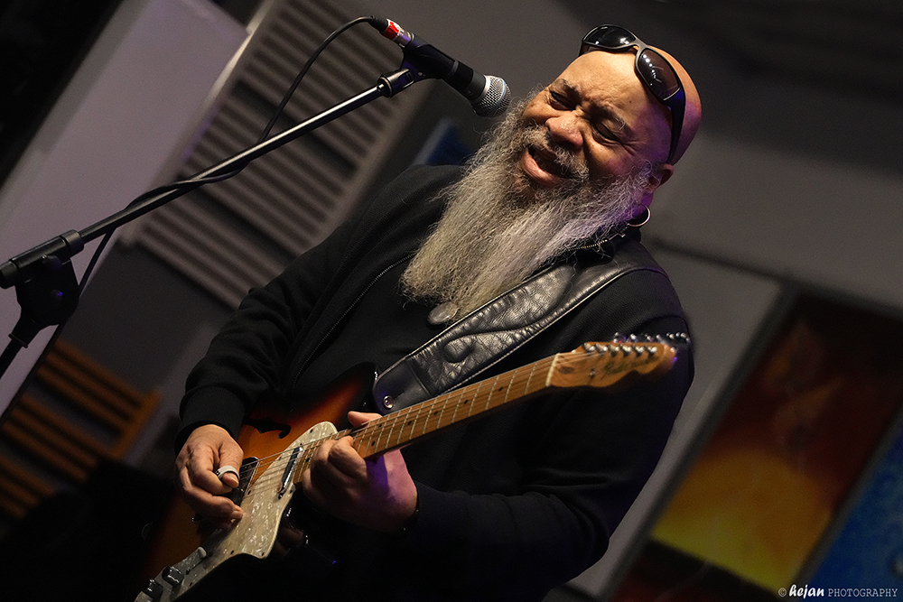 JazzClub - Niki Buzz Band