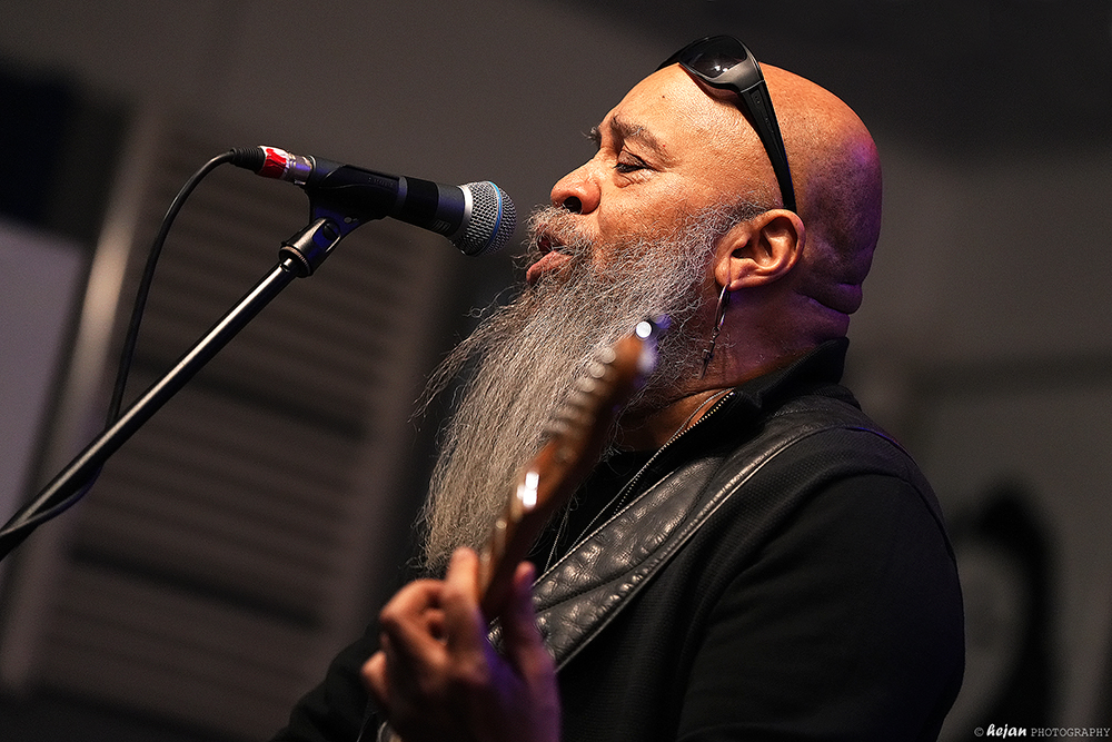 JazzClub - Niki Buzz Band