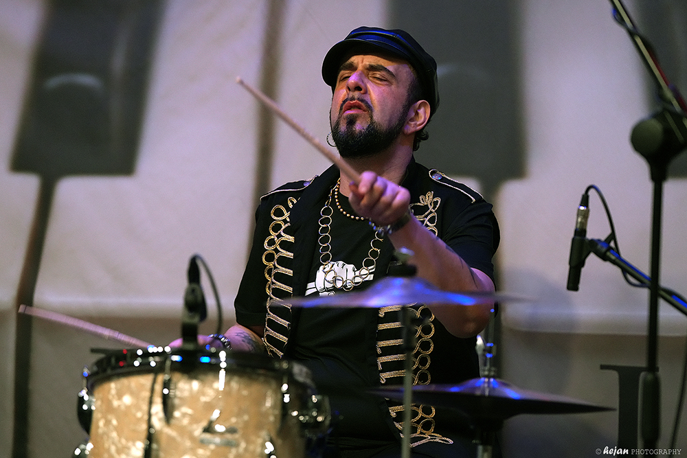 JazzClub - Niki Buzz Band