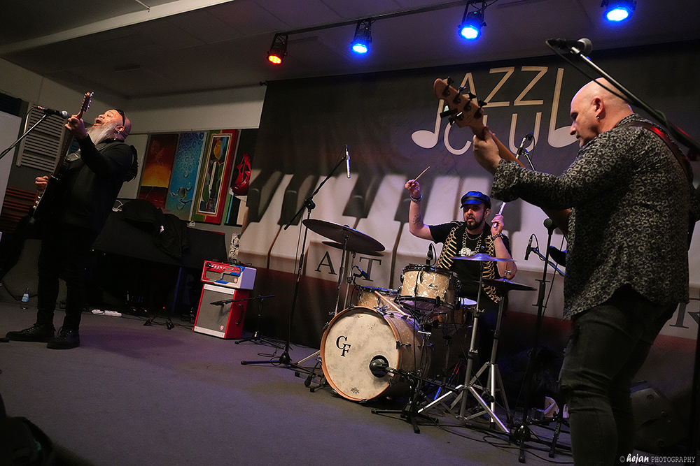 JazzClub - Niki Buzz Band