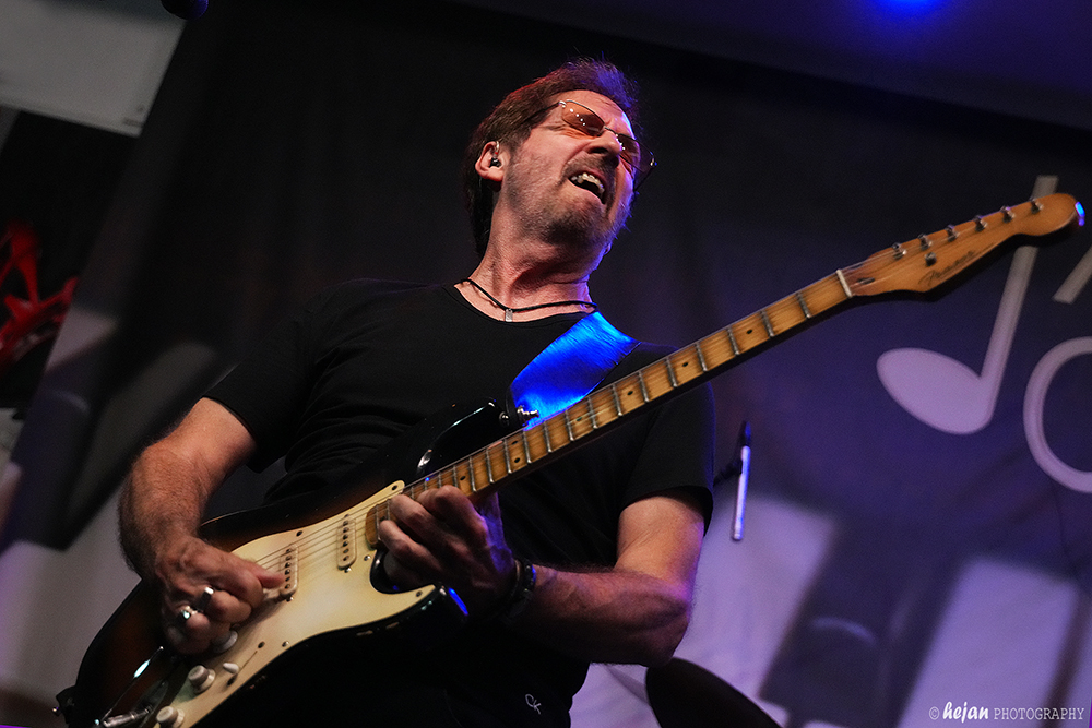 JazzClub - Cliff Stevens